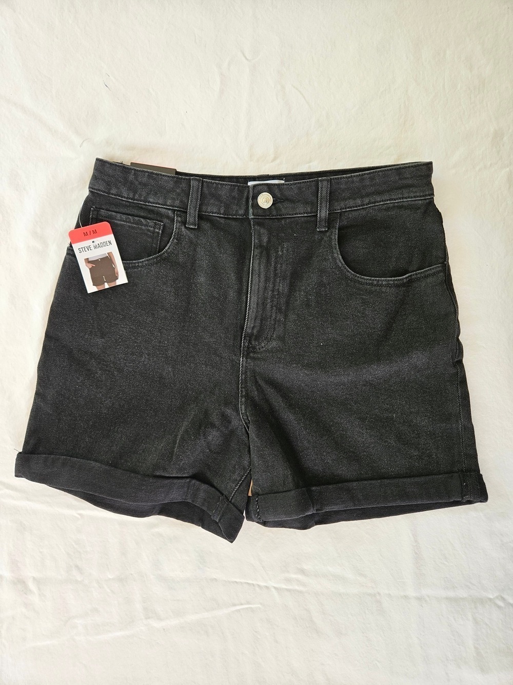 Steve Madden Black Denim High-Rise Women’s Rolled Hem Shorts NWT, Size Medium